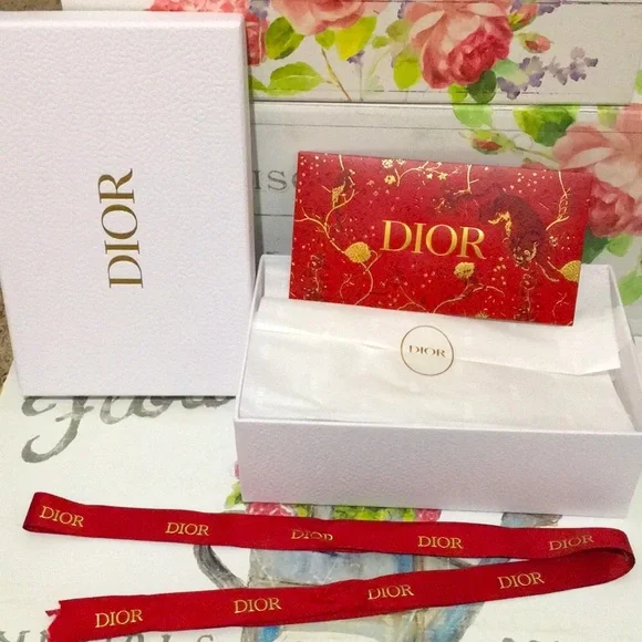 Brand New! DIOR Holiday Red White & Gold Gift Box/Envelope/Tissue/Ribbon Set!❤️✨ - Picture 5 of 15